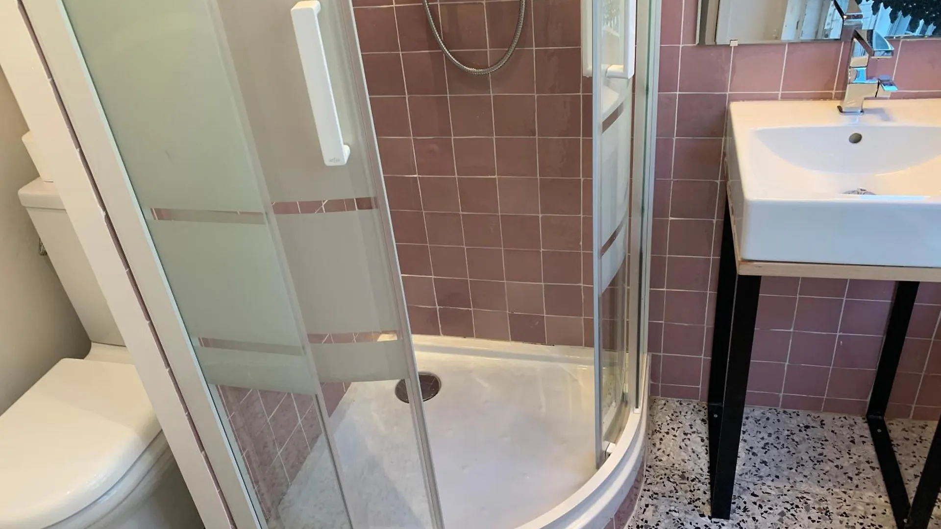 Apartment Paris 4 Le Marais Place Des Vosges France